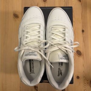 Reebok Glide Sneakers *like new*